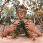 Ven a la Luz (Come into Light) Sculpture picture